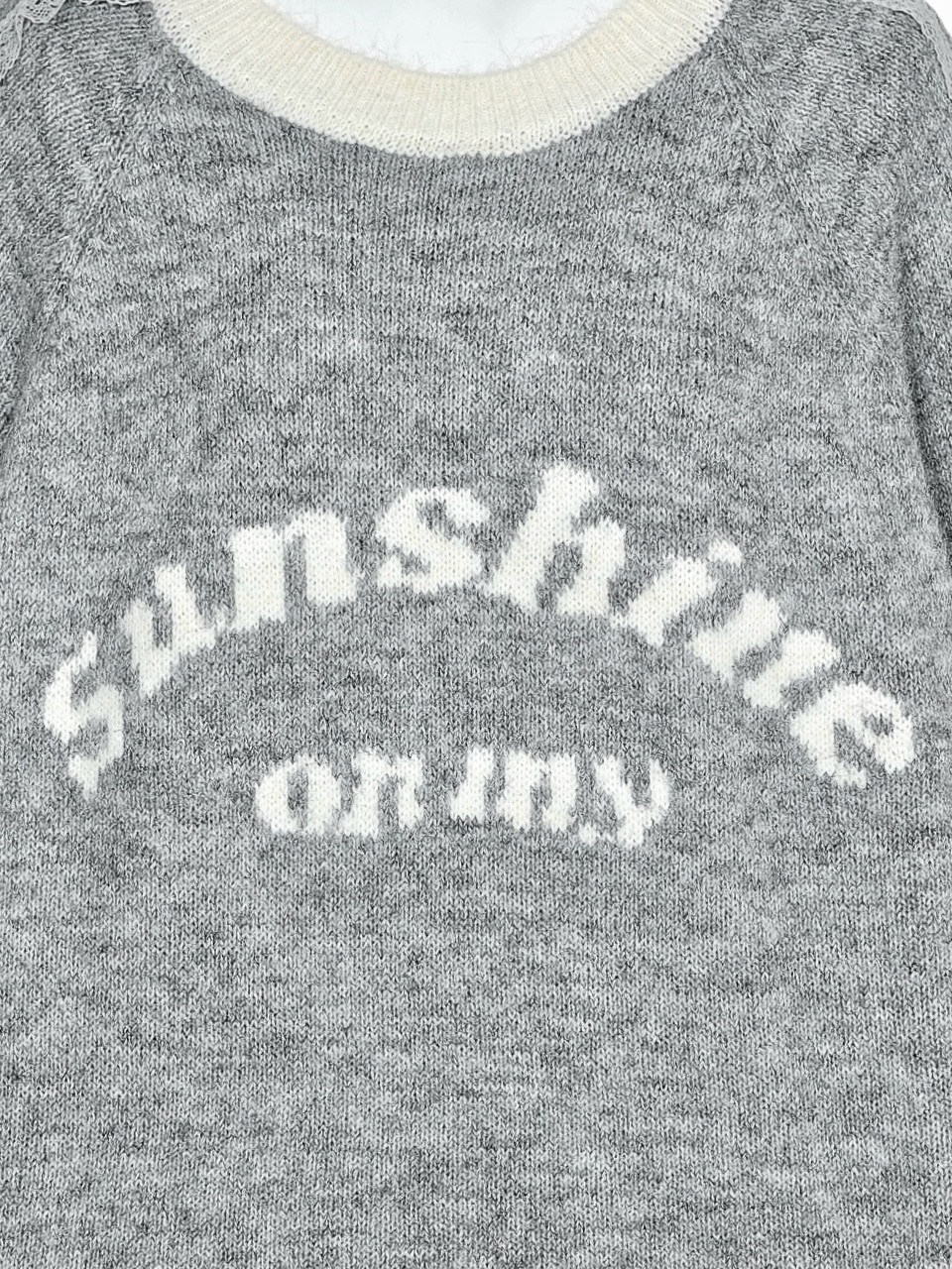 レーストリミングウールニットGRAY スタイリングイメージ6