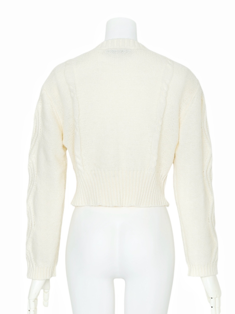 チェリーケーブルカーディガンIVORY スタイリングイメージ3