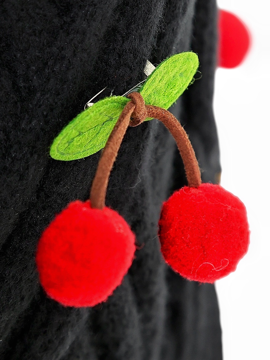 チェリーケーブルカーディガンBLACK スタイリングイメージ6