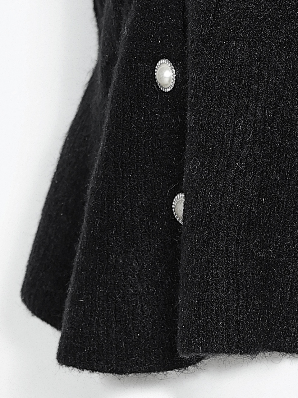 ソフィアペプラムカーディガンBLACK スタイリングイメージ7