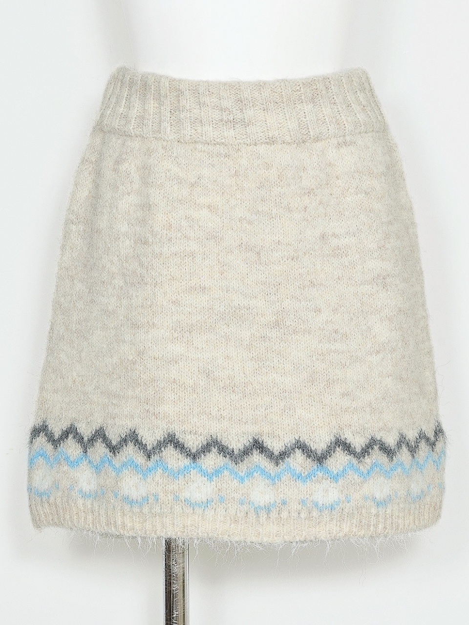 ノルディックウールニットセットアップIVORY スタイリングイメージ4