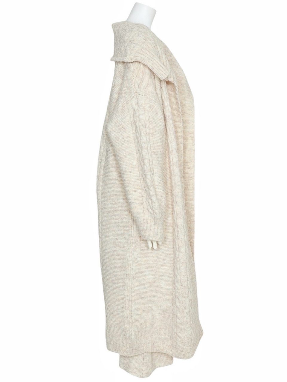 MiaウールケーブルロングセットアップIVORY スタイリングイメージ3