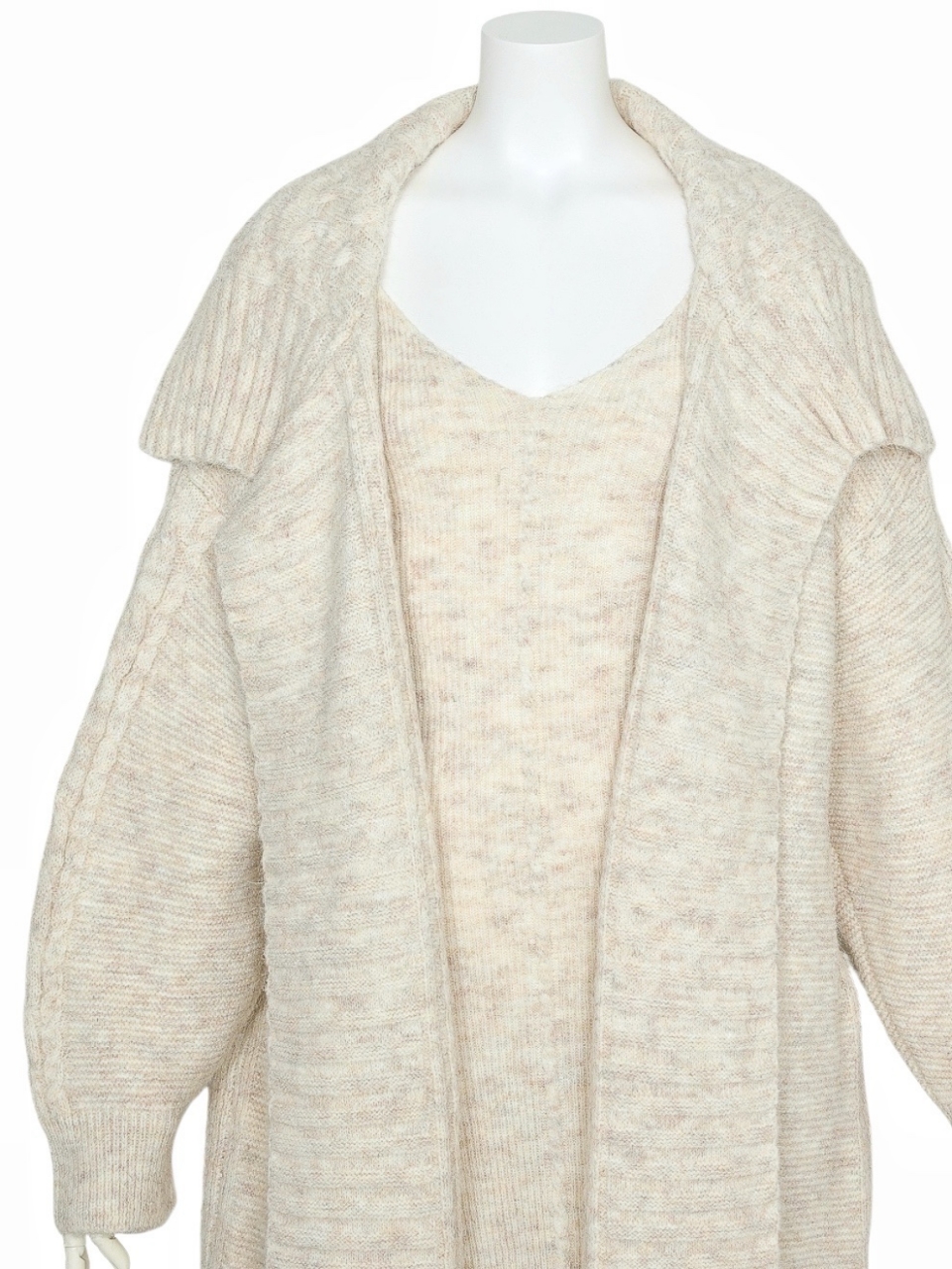 MiaウールケーブルロングセットアップIVORY スタイリングイメージ5