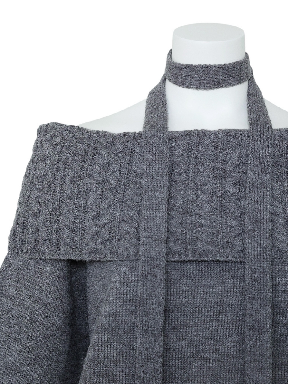 ケーブルオフショルニットGRAY スタイリングイメージ6