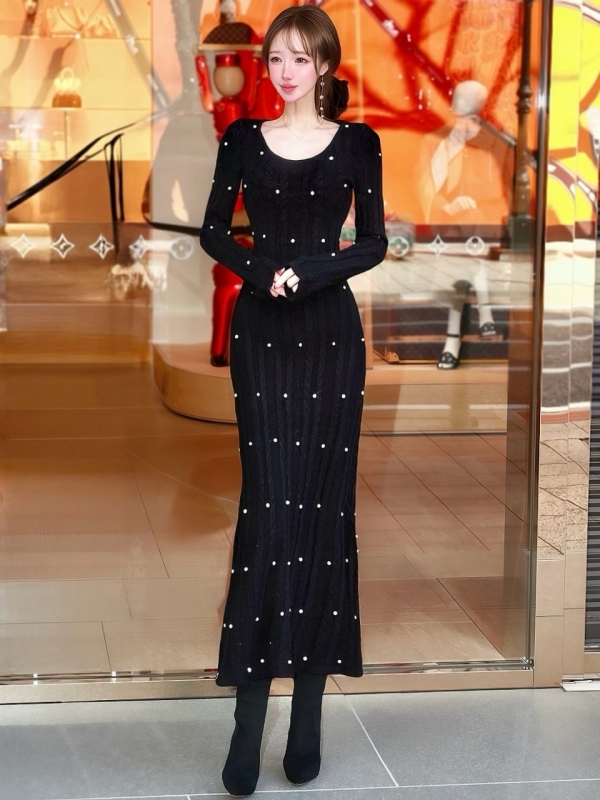 パールケーブルロングニットワンピースBLACK