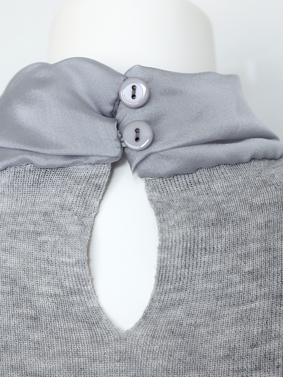 オーガンジーリボンニットGRAY スタイリングイメージ7