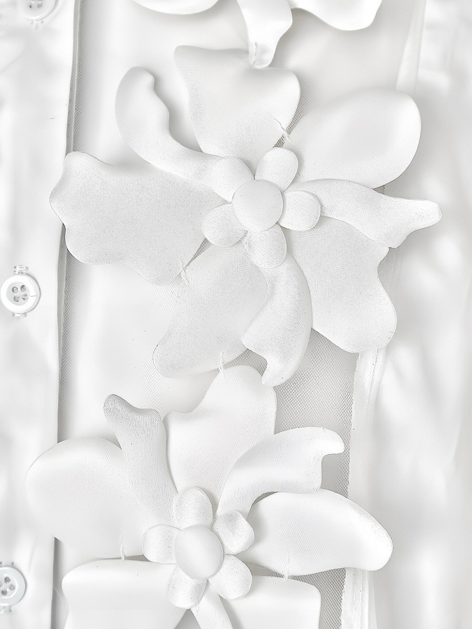 3DフラワーシアーオーバーシャツWHITE スタイリングイメージ8