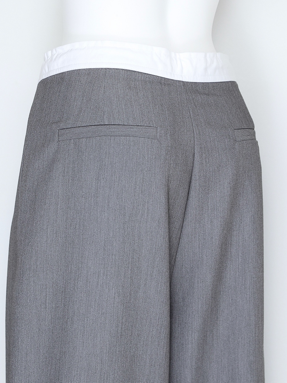 ドロストWウエストイージースラックスGRAY スタイリングイメージ7