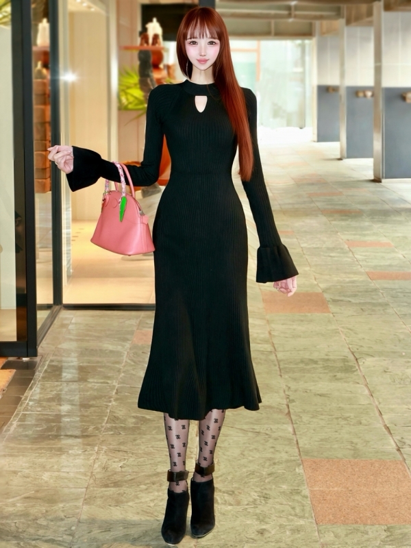 Lunaベルスリーブニットワンピース 商品イメージ2