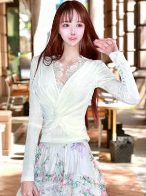 LUXE美ラインクロストップスCREAM