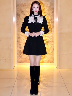 ご令嬢ワンピース ブローチ付き