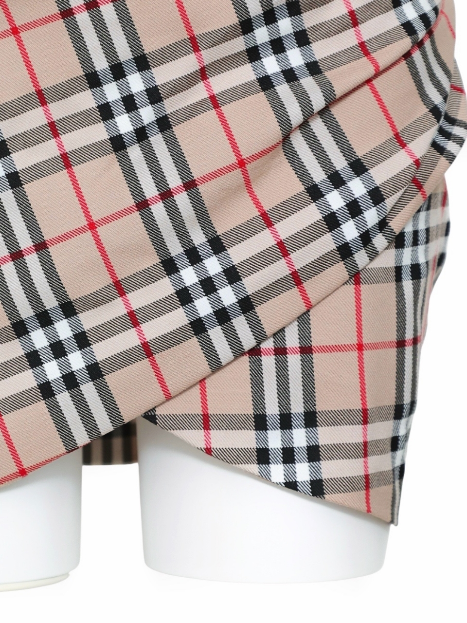 ニコルチェックミニスカート スタイリングイメージ7