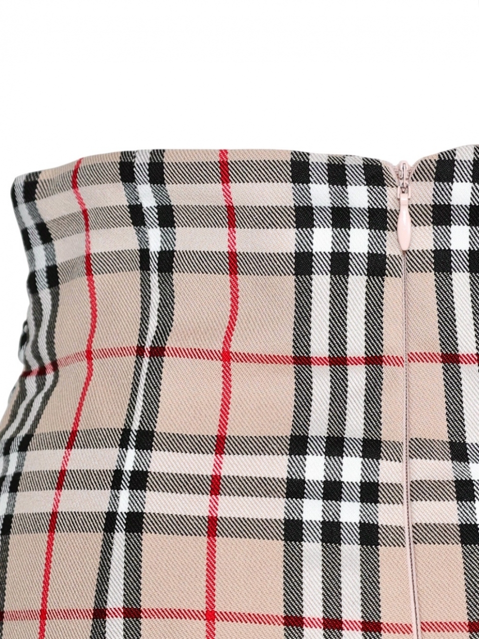 ニコルチェックミニスカート スタイリングイメージ8