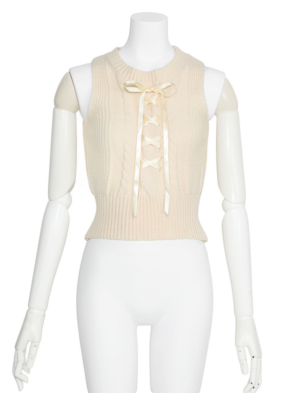 レースアップケーブルノースリニットIVORY スタイリングイメージ1