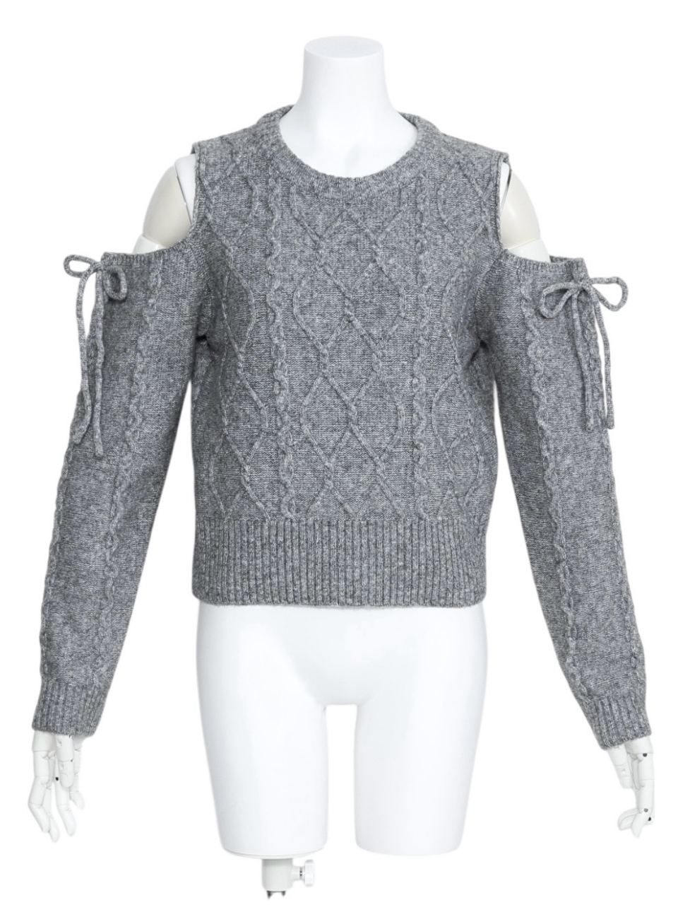 リボンカットケーブルWOOLニットGRAY スタイリングイメージ1