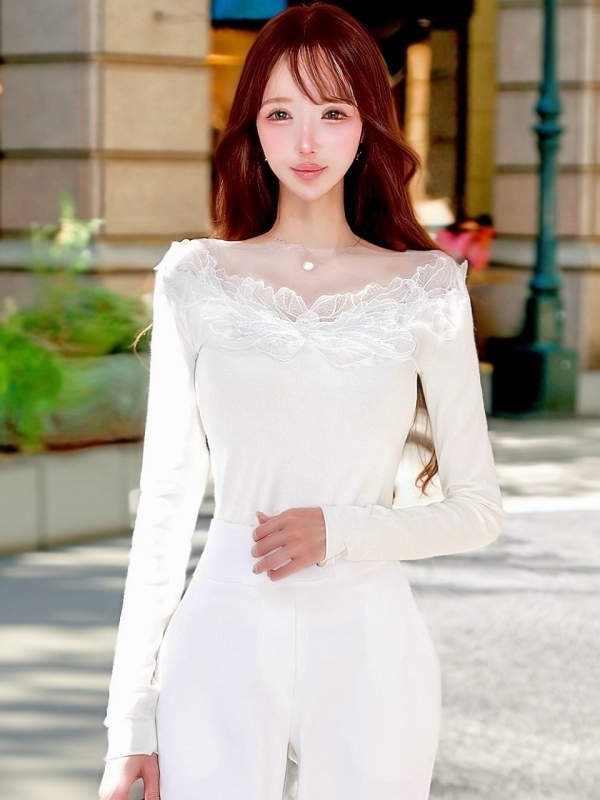 スワンリーフデコルテシアーニットWHITE 商品イメージ1