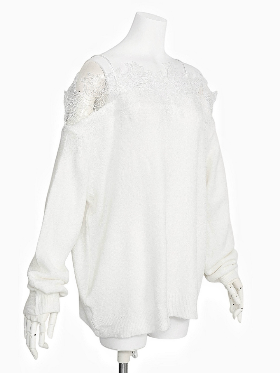 ☆再販予約 4日9時締切☆フローラルレースオーバーニットWHITE スタイリングイメージ2