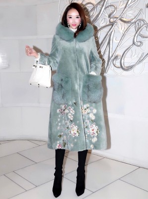 12月23日23時迄受注販売☆TIFFANYMINTフォックスファー&羊毛100%ムートン刺繍コート