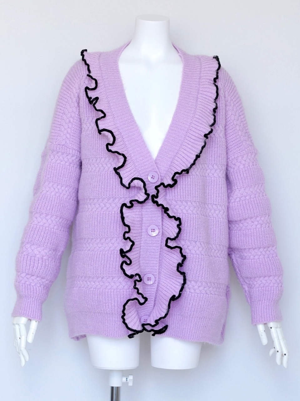 ゴージャスフリルオーバーカーディガンLAVENDER スタイリングイメージ1