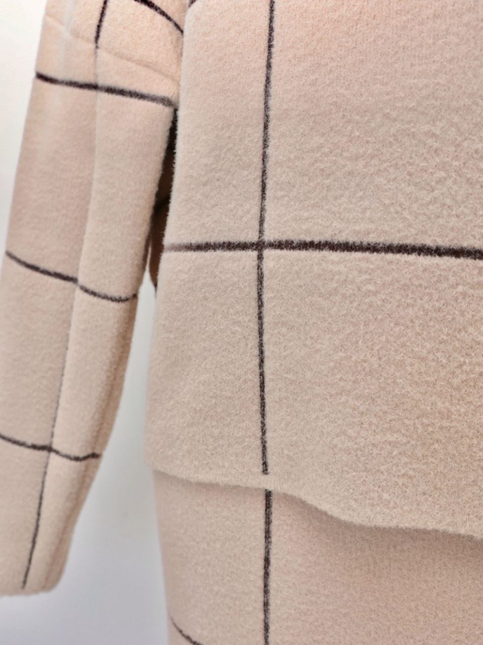 MiaニットセットアップBEIGE スタイリングイメージ7