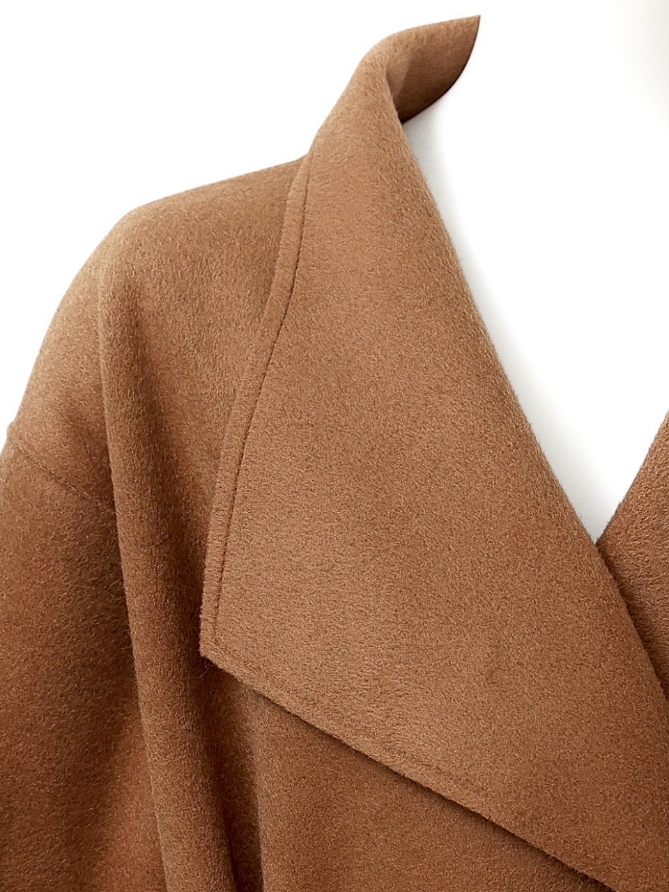 ☆再販予約31日23時迄☆袖ファーカシミア混ウール100%ロングコートCAMEL スタイリングイメージ8