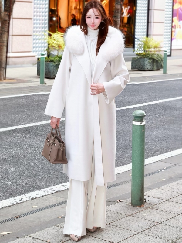 ☆再販予約31日23時迄☆襟ファーカシミア混ウール100%ロングコートWHITE 商品イメージ2