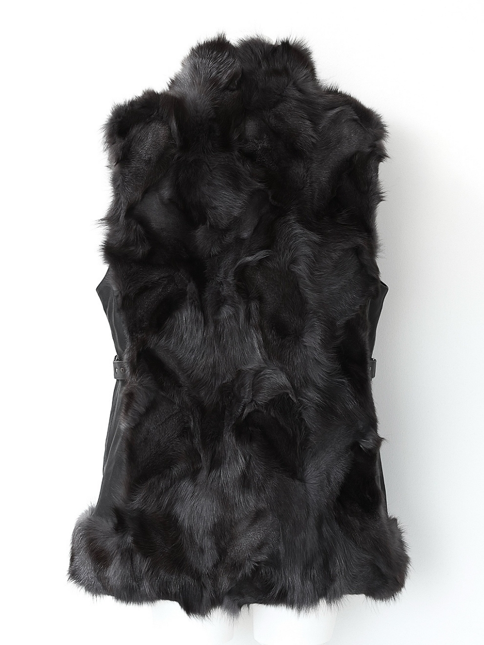 Real Fox Fur 本革ジレ スタイリングイメージ3